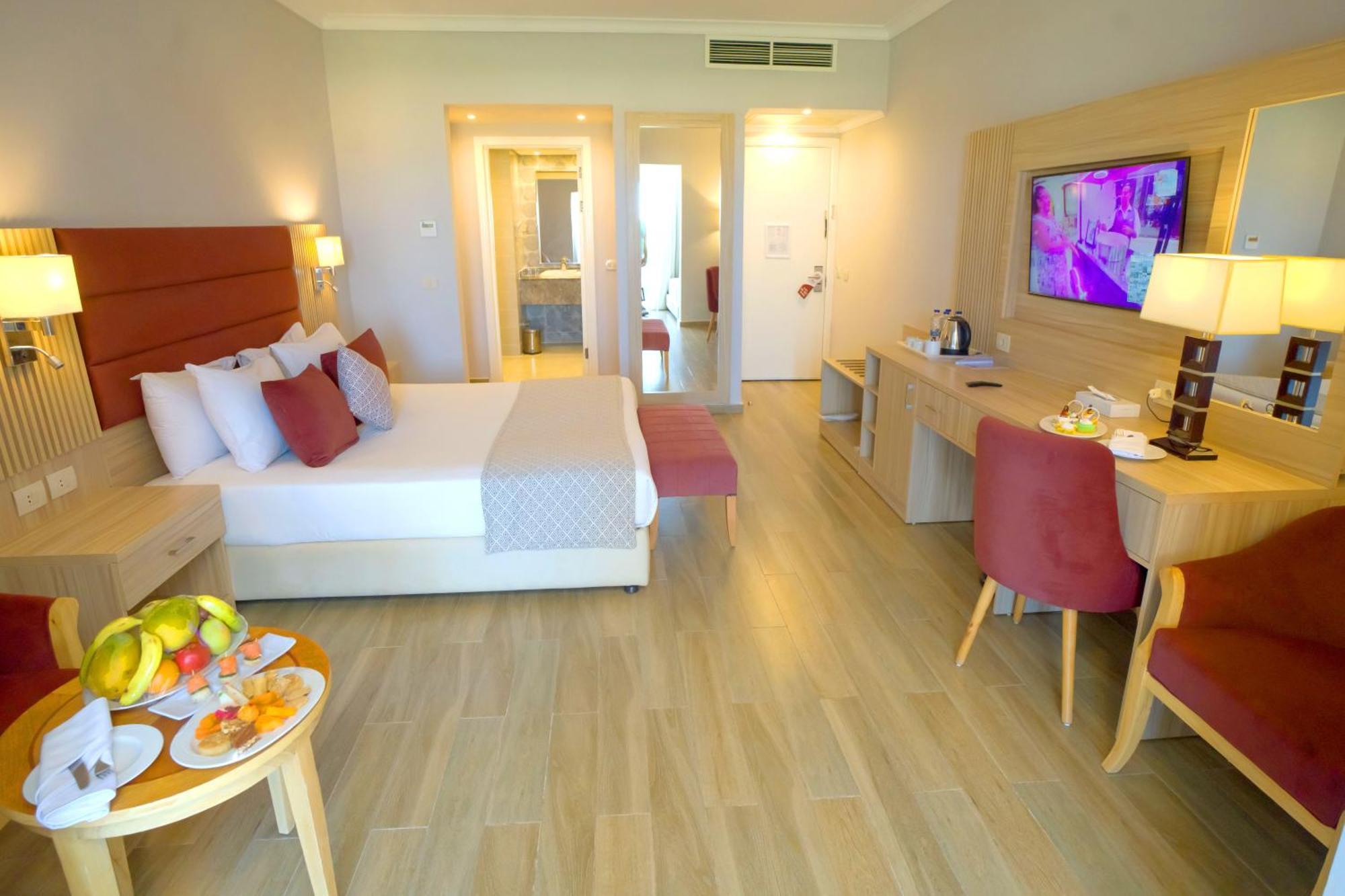 Курортный комплекс Stella & Spa, Makadi Bay 5*